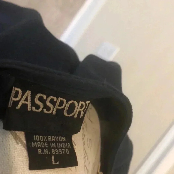 Passport woman’s top - Picture 3 of 3